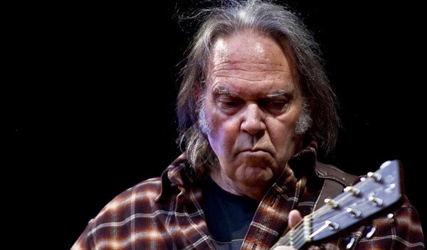 Neil_Young_streaming
