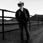 seasick-steve-keeping-the-horse